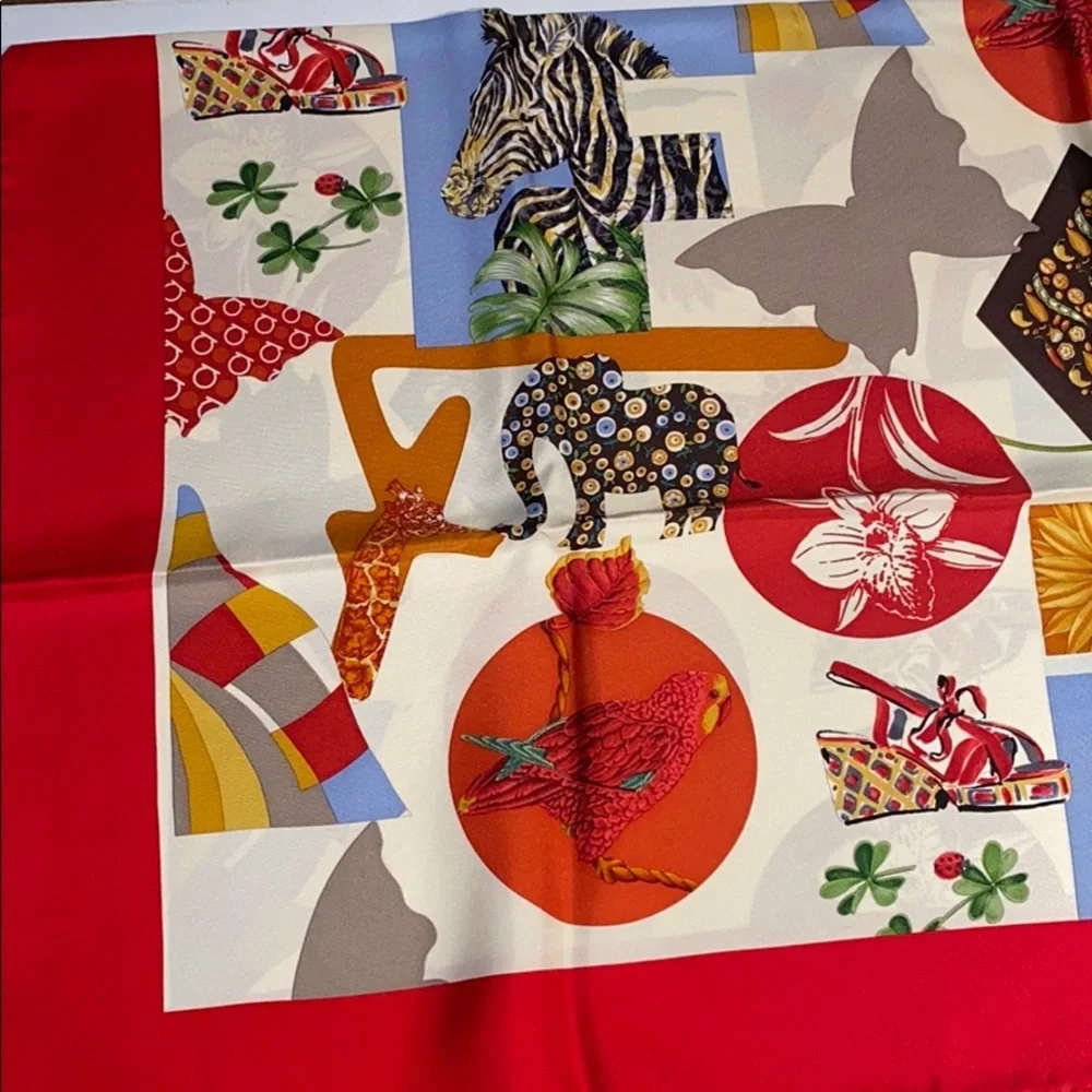 Ferraragamo authentic Square silk scarf 34inch - Picture 6 of 8